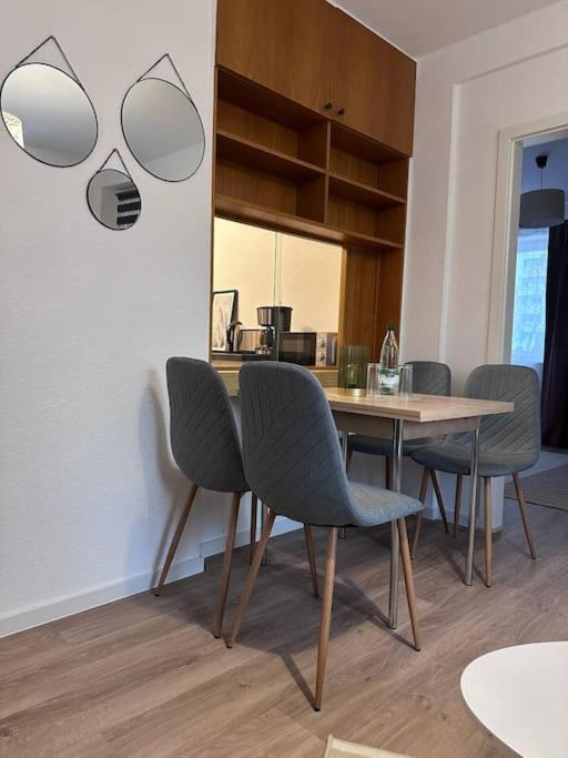 Cozy Apartment Mit Balkon I Wlan ドレスデン エクステリア 写真